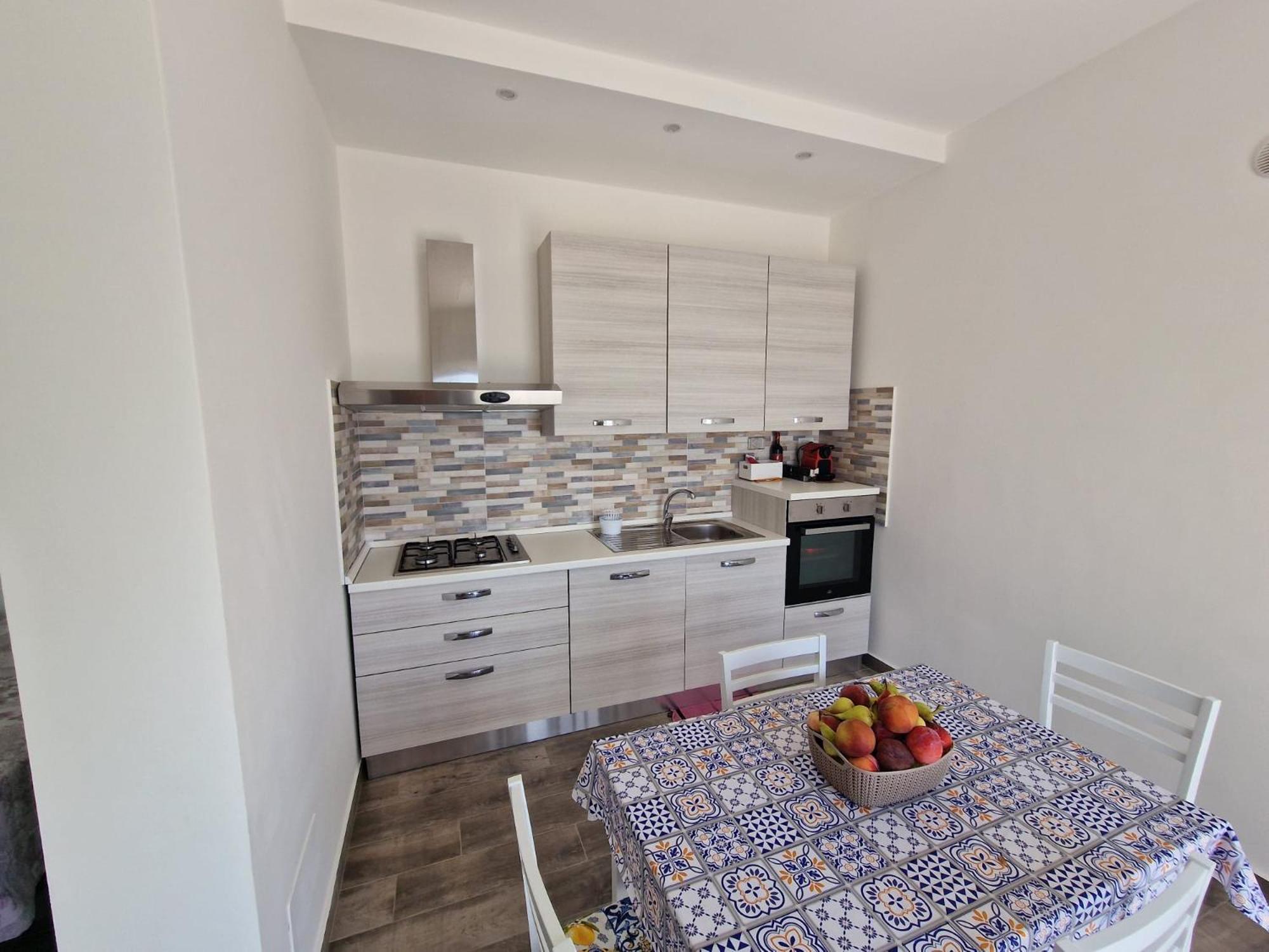 The Suite On The Beach Torvaianica Bagian luar foto