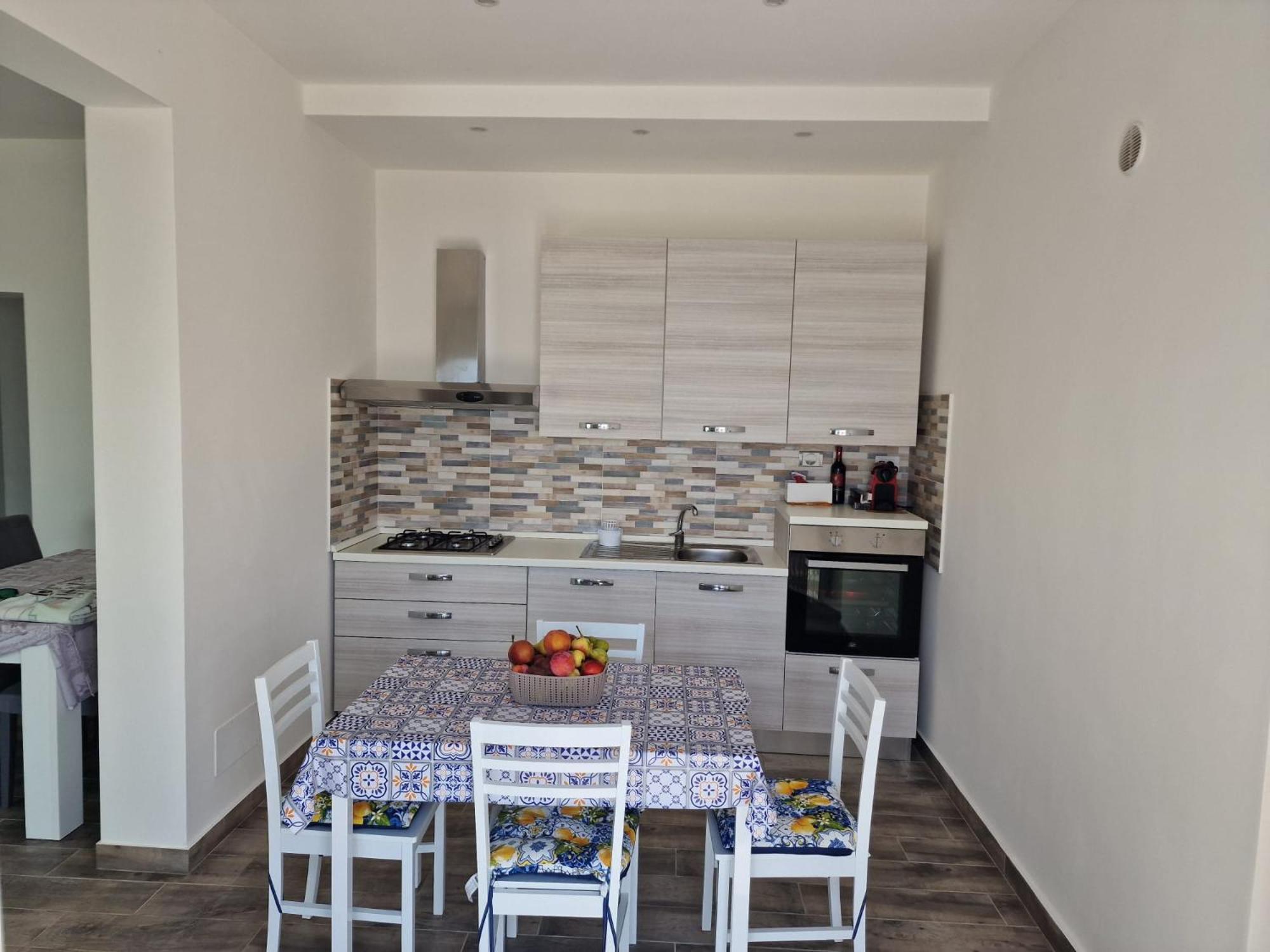 The Suite On The Beach Torvaianica Bagian luar foto